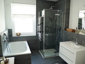 Антиабразивный акрил для стен ванной комнаты